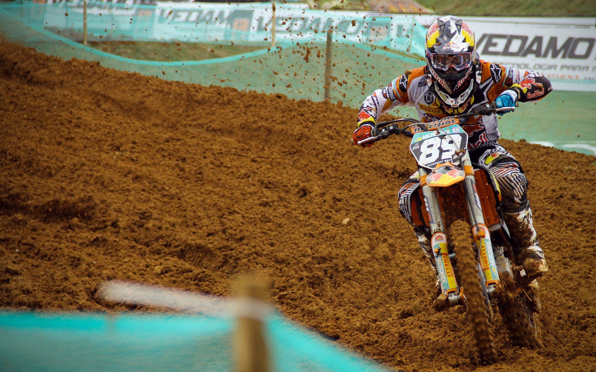 “英超末段发力，争冠集团凝聚实力”，英超夺冠规则